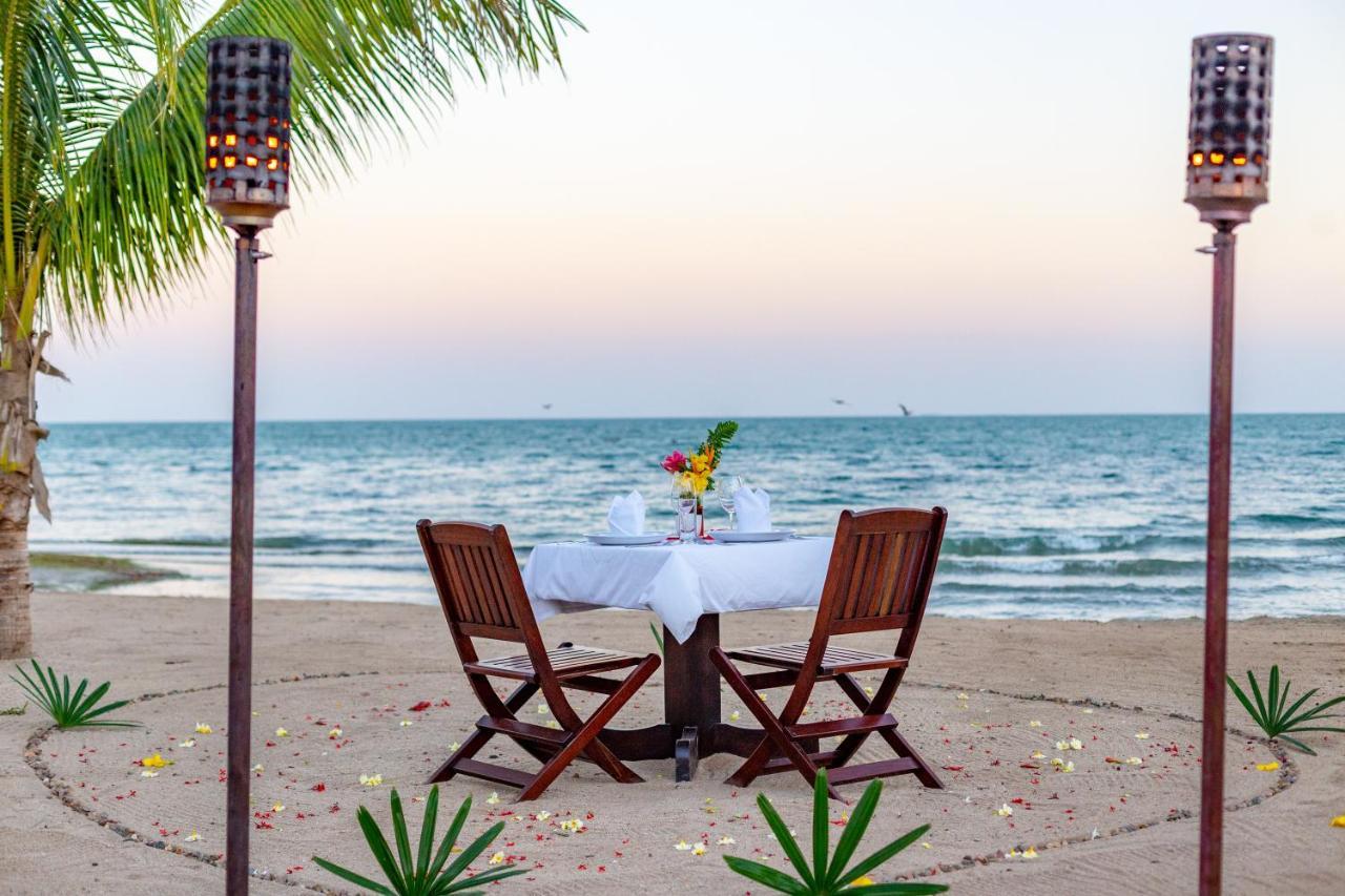 Sirenian Bay Resort Placencia Экстерьер фото